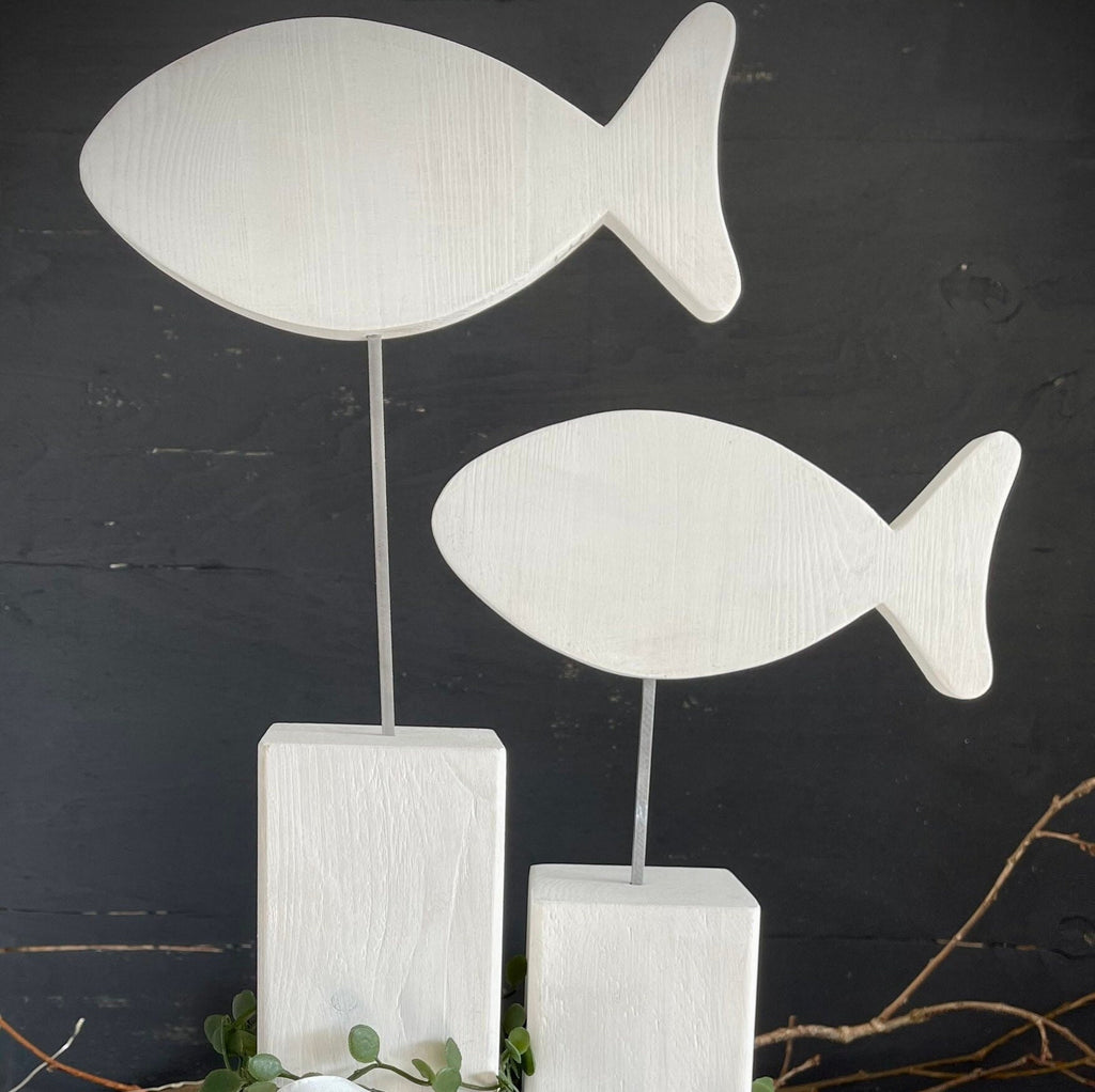 Stele mit Fisch zur Taufe & Kommunion - Mit Kränzchen & Schleife in 2 Größen