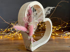 Herz aus Holz mit Trockenblumen - Geschenk zur Hochzeit & Geburtstag