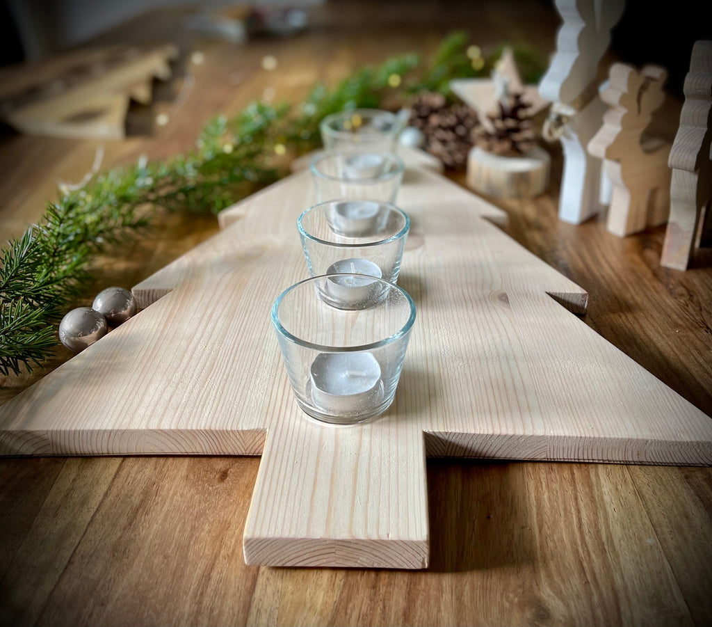 Adventskranz aus Holz - Nachhaltiger Tannenbaum-Kerzenhalter für Weihnachten