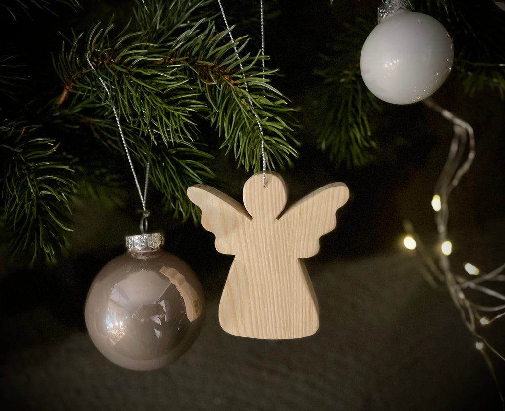 Weihnachtsbaumschmuck 4er-Set aus Holz - Engel, Rentier, Tannenbaum, Stern
