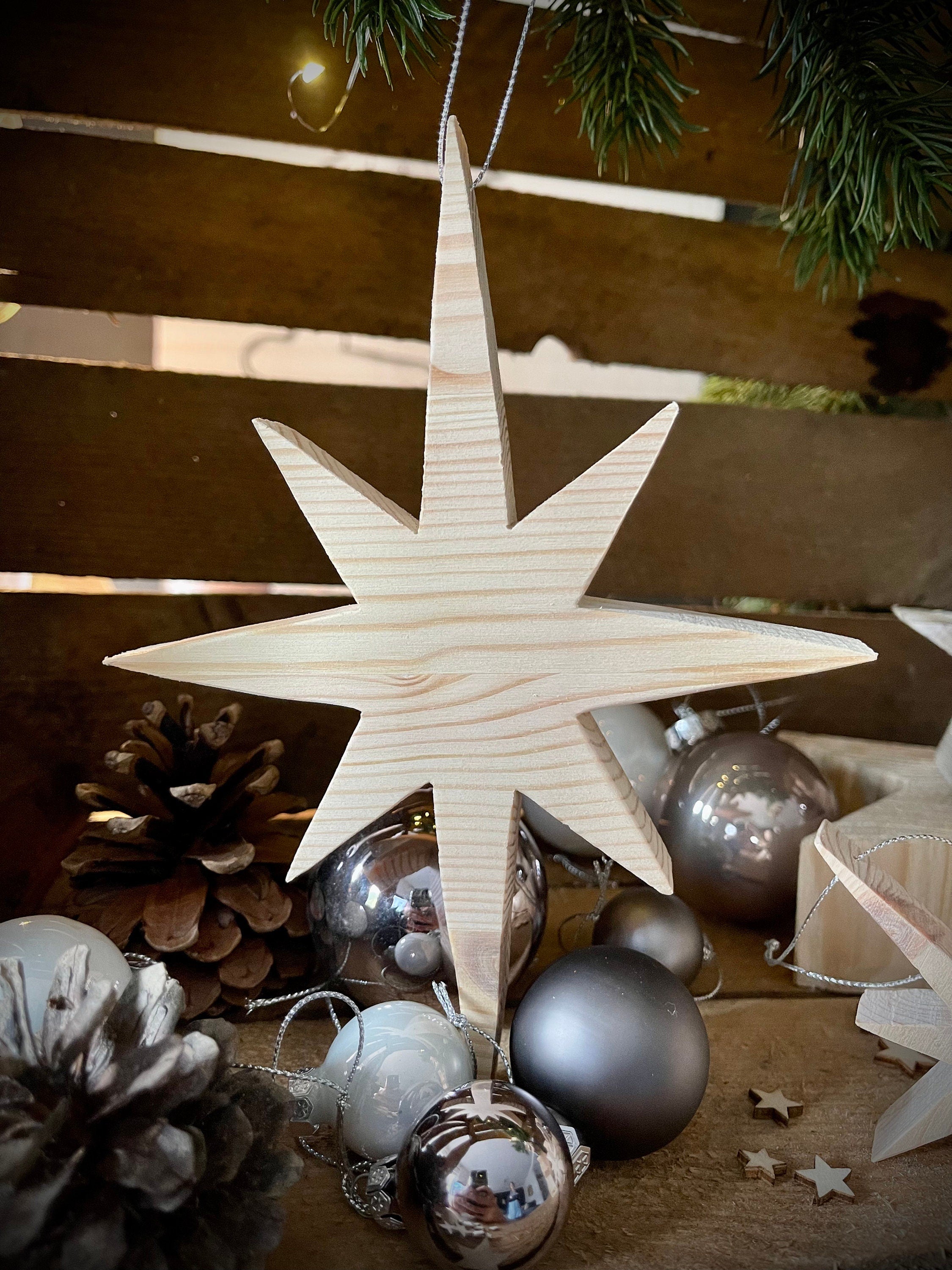 Bethlehem-Stern 4-teilig aus Holz - Nachhaltiger Christbaumschmuck in 4 Größen