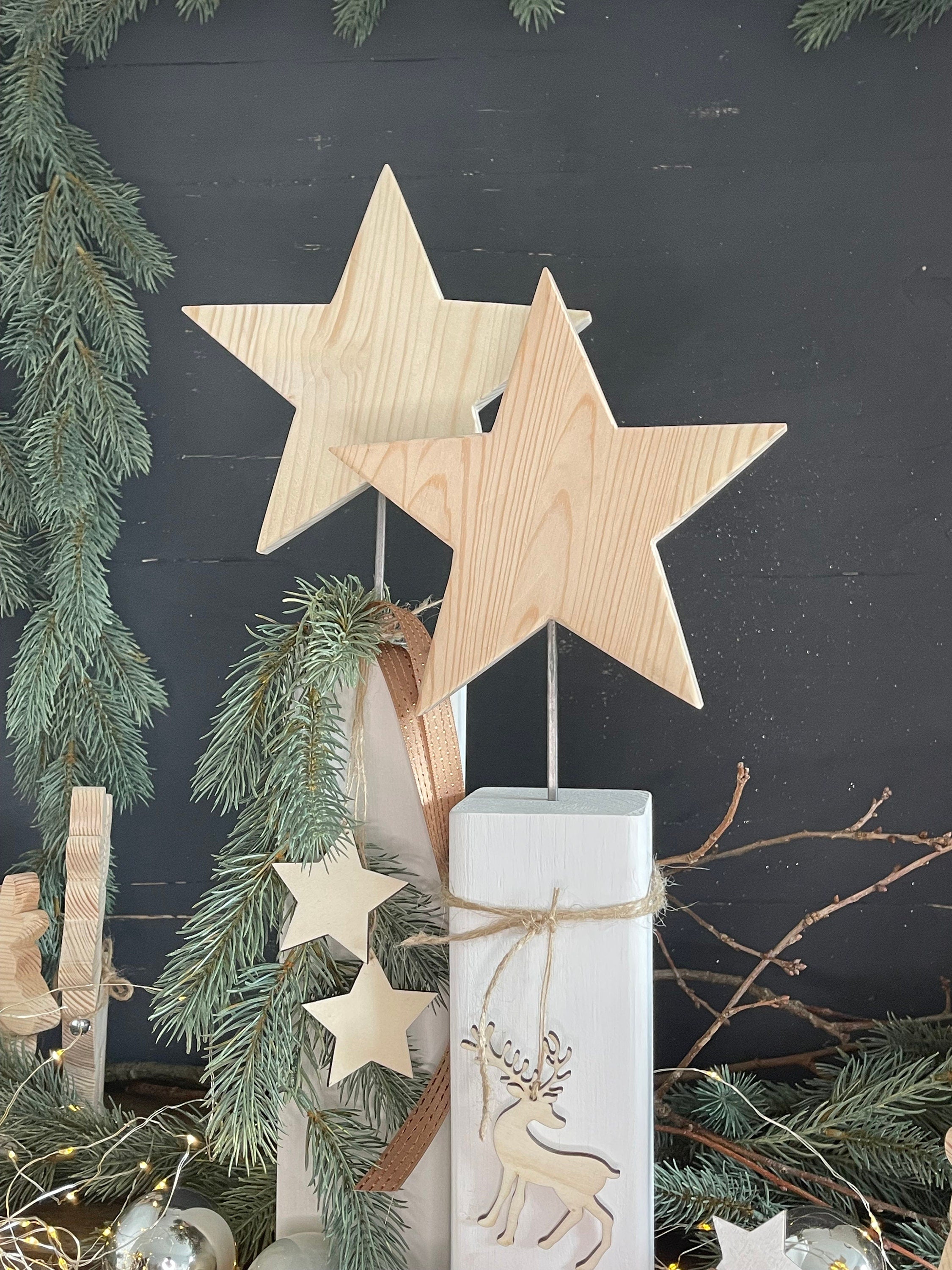 Stele mit Stern aus Holz - Weihnachtsdeko & Adventsdeko