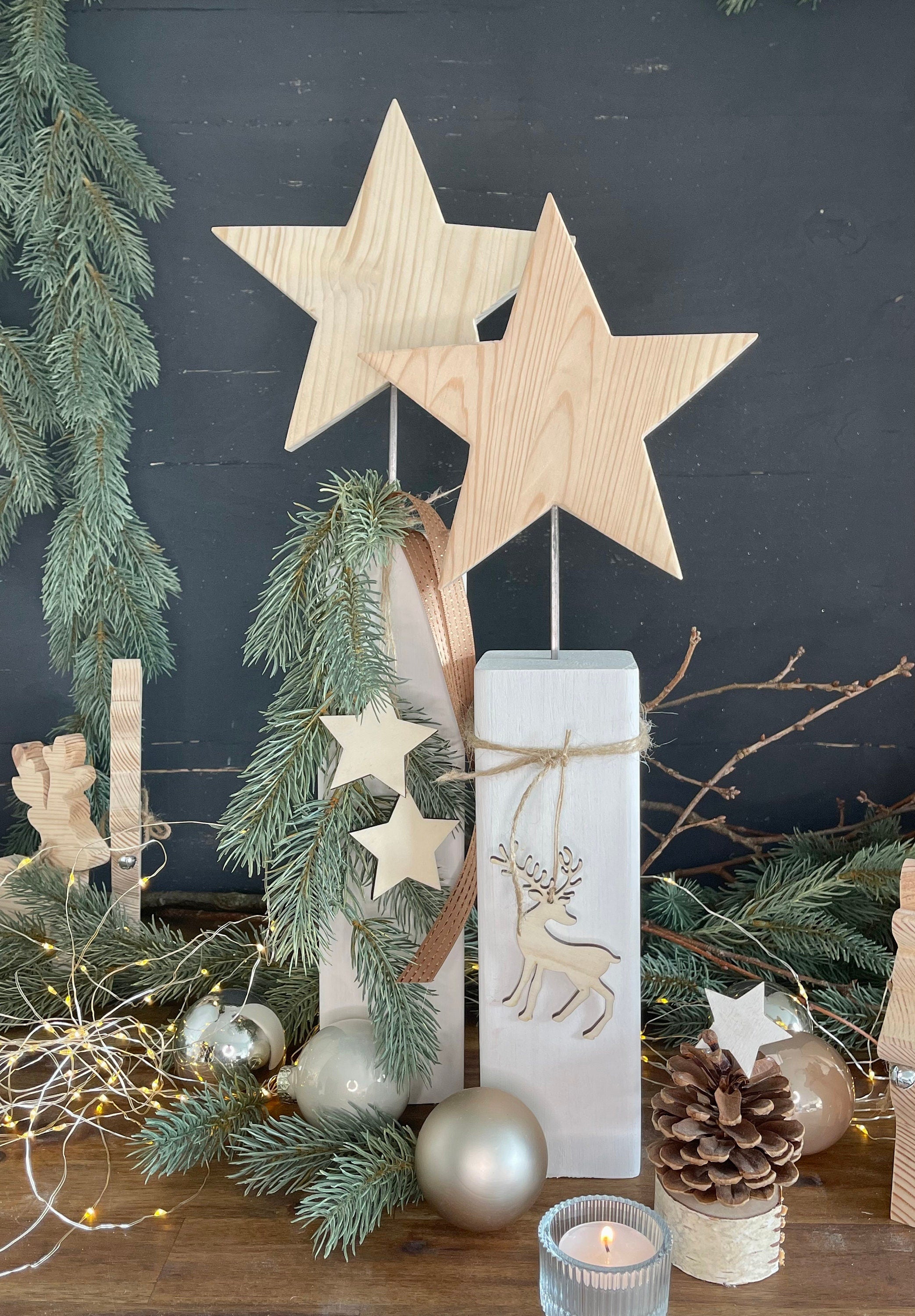 Stele mit Stern aus Holz - Weihnachtsdeko & Adventsdeko