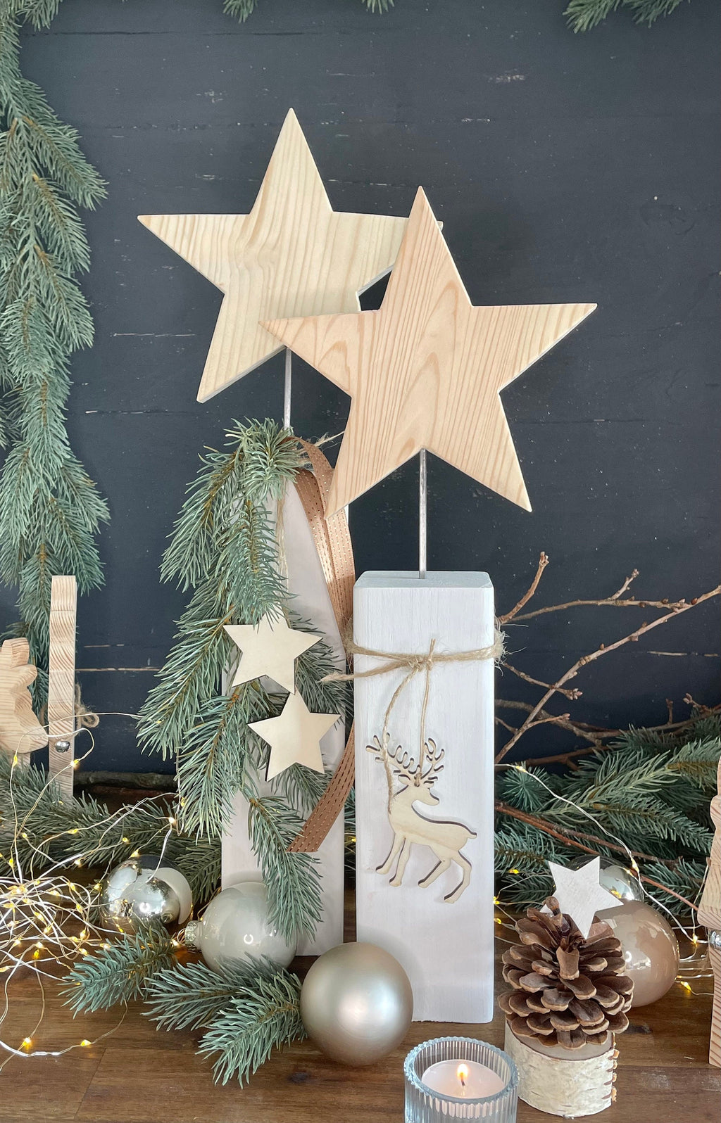 Stele mit Stern aus Holz - Weihnachtsdeko & Adventsdeko