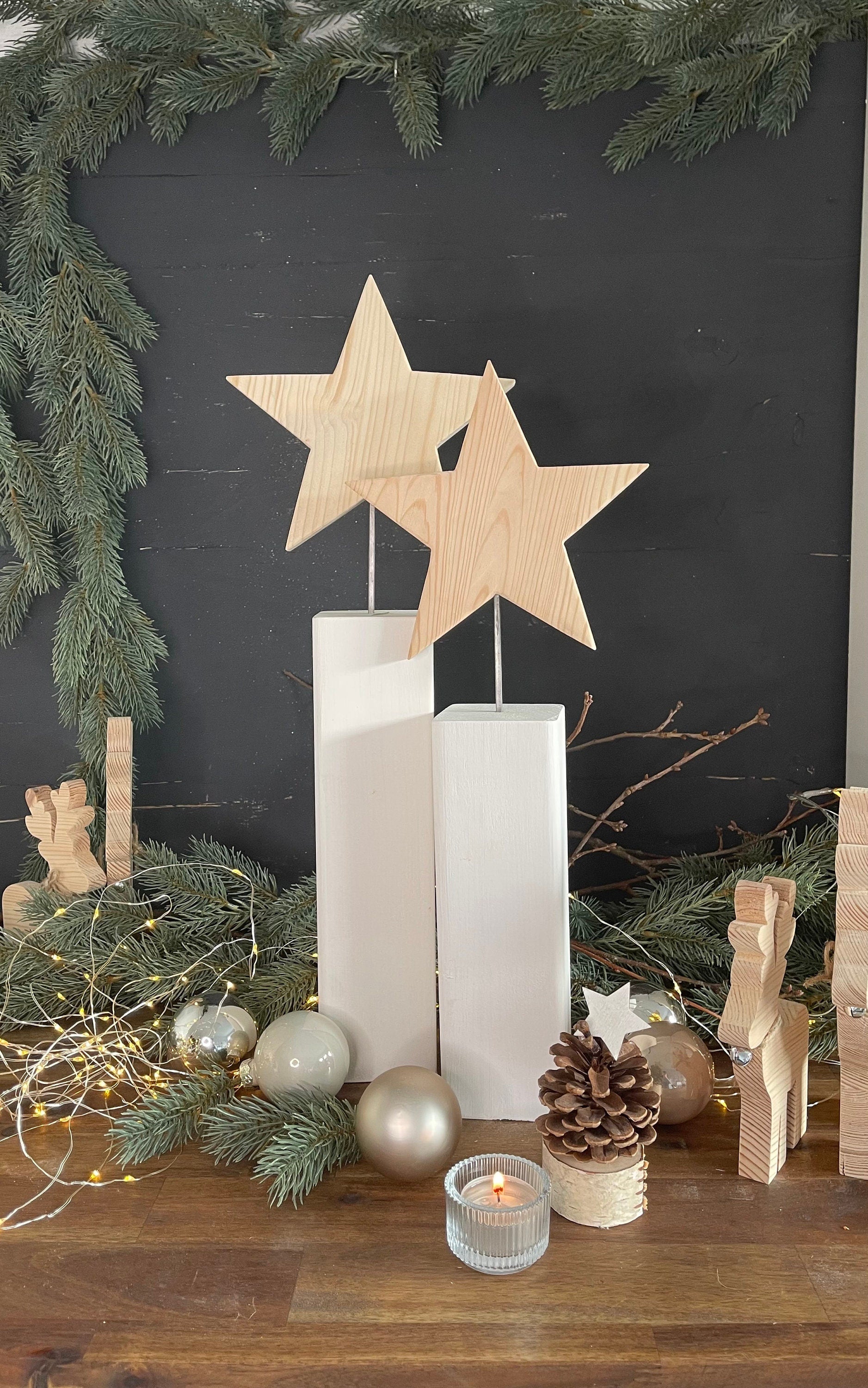 Stele mit Stern aus Holz - Weihnachtsdeko & Adventsdeko