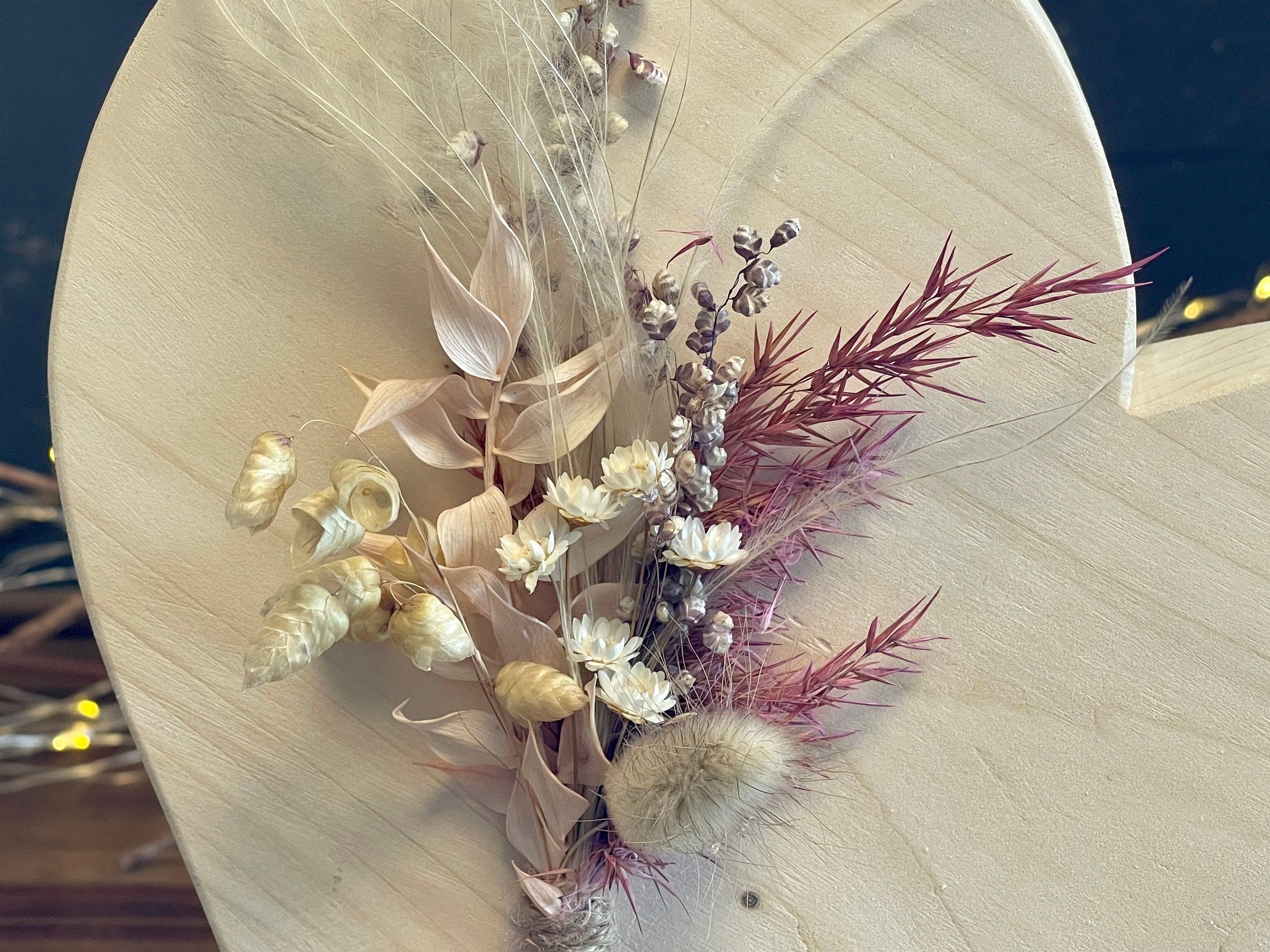 XL Herz aus Holz mit Trockenblumen - Geschenk zur Hochzeit & Geburtstag