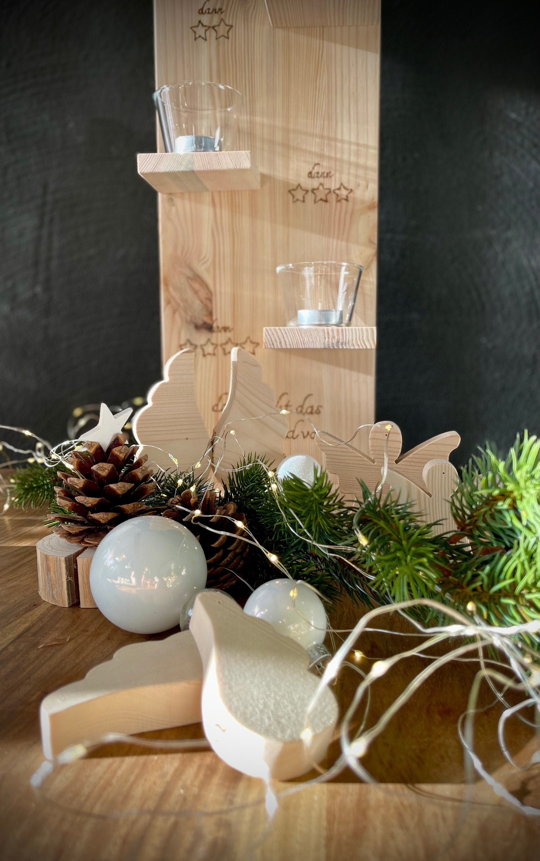 Adventsbaum aus Holz - Adventskranz Stele für Weihnachten