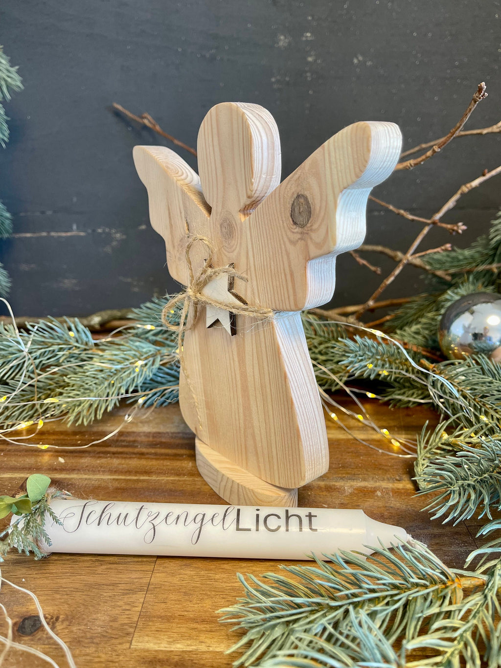Holz Engel mit Schutzengelkerze - Weihnachtsengel in 2 Größen