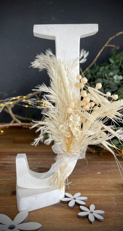 Buchstabe aus Holz - Personalisiertes Geschenk zur Geburt, Geburtstag und Jahrestag