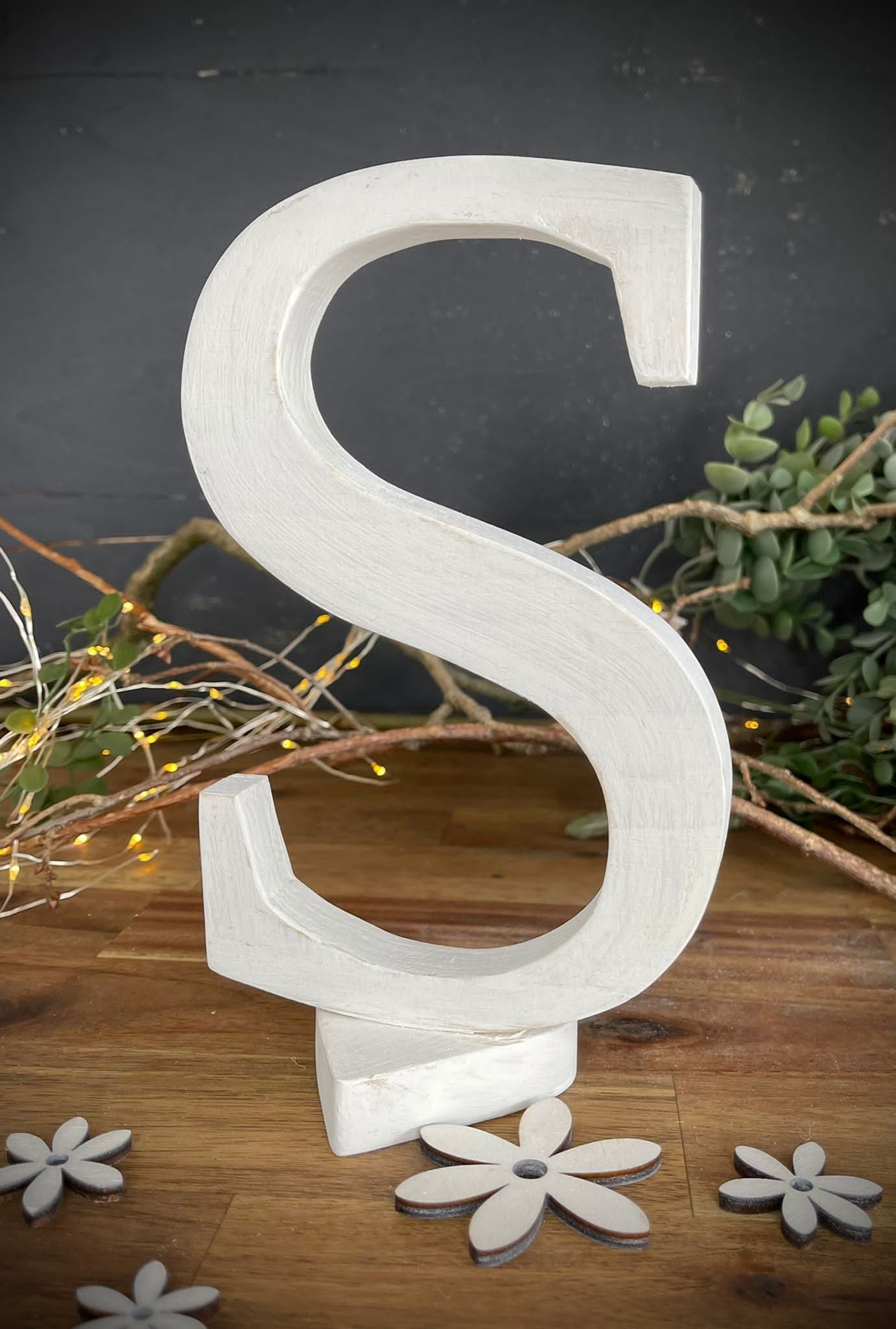 Buchstabe aus Holz - Personalisiertes Geschenk zur Geburt, Geburtstag und Jahrestag