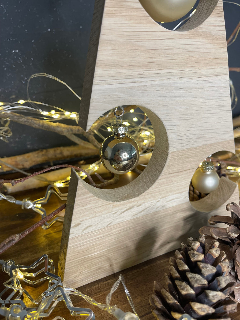 Weihnachtsbaum / Tannenbaum  in 2 Größen aus Eiche, in 2 Größe, einzeln oder als Set (ohne Kugeln, Lichterkette und Deko)