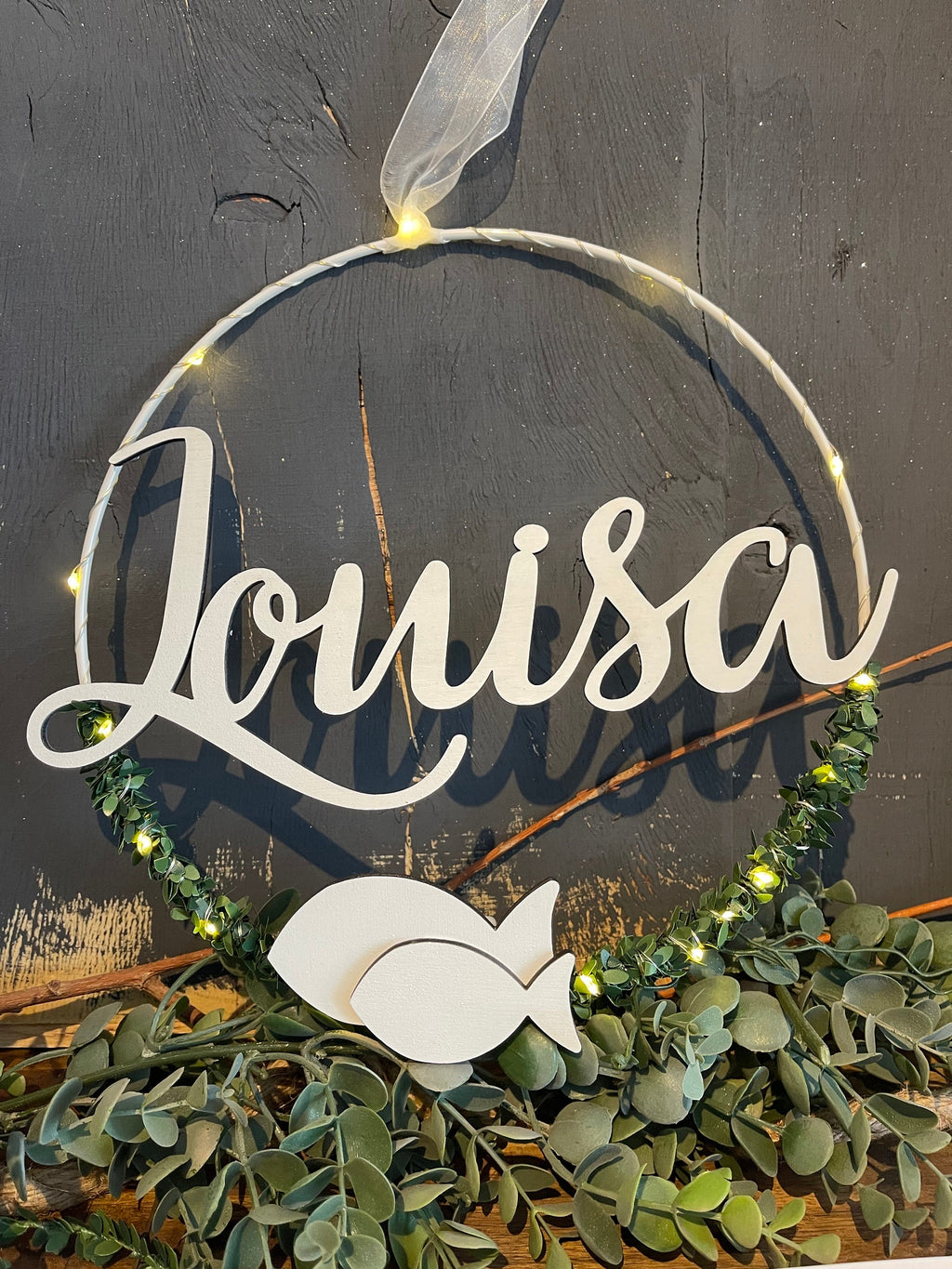 Türkranz mit Namen zur Taufe, Kommunion & Konfirmation - Personalisiert mit Lichterkette