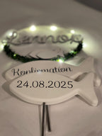 Deko Stelen Set mit Fischen - Taufe, Kommunion & Konfirmation | Personalisierbar mit Namen